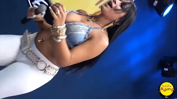 Show Mariana Souza no Bundalelê drive Clips