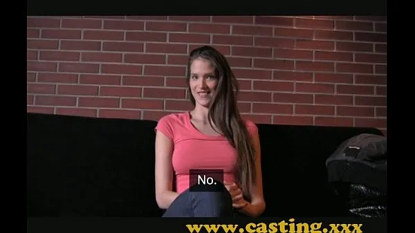 Afficher Casting - Fashion model resorts to porn Drive Clips
