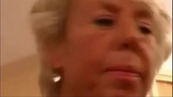 Granny from gets fucked by black man meghajtó klip megjelenítése