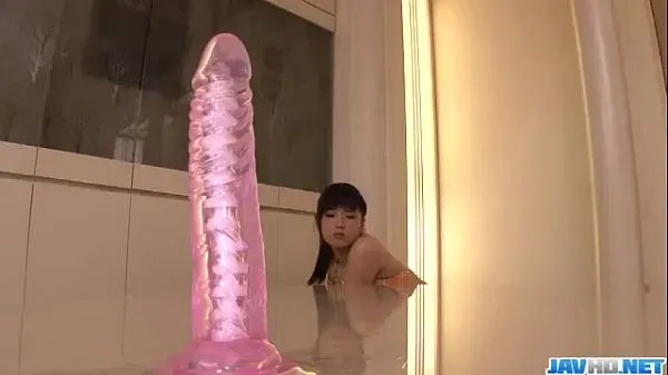 Näytä Impressive toy porn with hairy Asian milf Satomi Ichihara ajoleikettä
