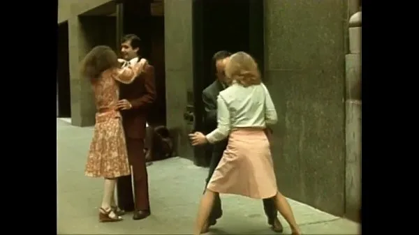 แสดง Joy - 1977 คลิปการขับเคลื่อน