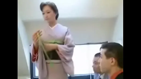 Tampilkan Horny Japanese housewives masturbate #(5 drive Klip