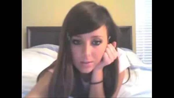 Mostrar Hot teen teases on webcam clips de unidad