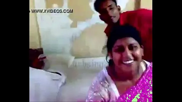 Toon Delhi aunty sex with devar drive Clips
