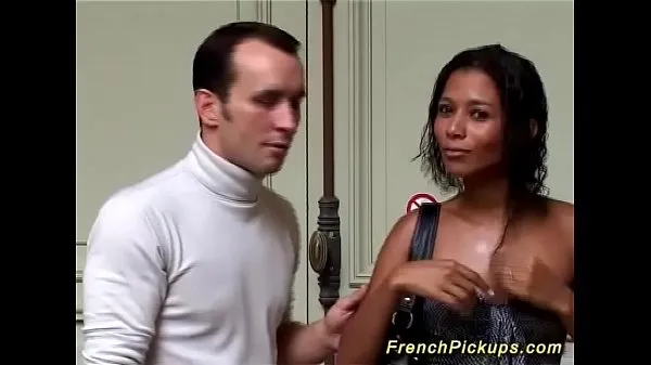 Εμφάνιση κλιπ μονάδας δίσκου black french babe picked up for anal sex