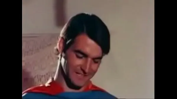 显示Superman classic驱动器剪辑