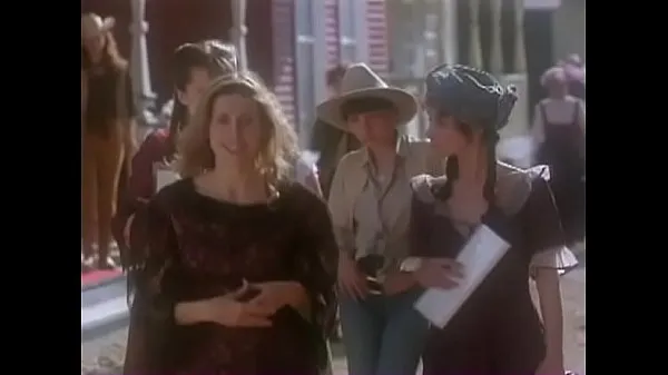 Mostrar Petticoat Planet (1996 clips de unidad