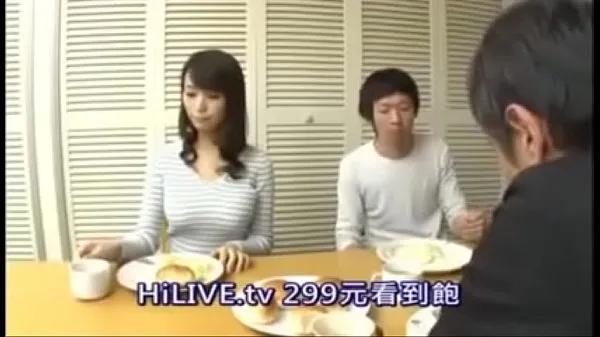 Zobraziť Cheating Japanese Milf with her klipy z jednotky