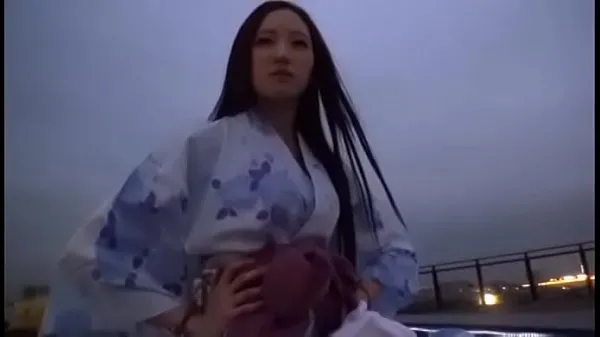 Erika Momotani – The best of Sexy Japanese Girl meghajtó klip megjelenítése