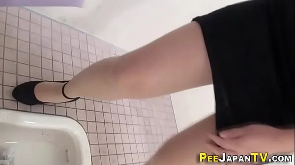 Zobrazit klipy z disku Japanese skanks urinating