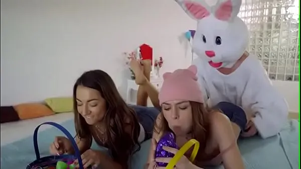 Easter creampie surprise meghajtó klip megjelenítése