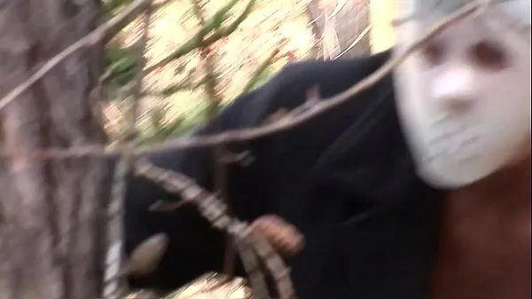 Masked men fuck the girl in the woods meghajtó klip megjelenítése