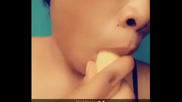 Pokaż klipy Sexy chin love banana napędu