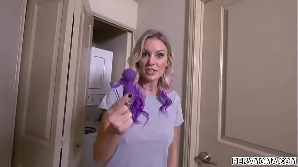 Show Stepmother Kenzie Taylor enjoys playing with her new toy drive Clips