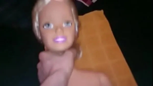 แสดง Barbie doll gets fucked คลิปการขับเคลื่อน