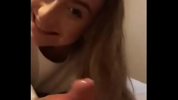girlfriend's blowjob meghajtó klip megjelenítése