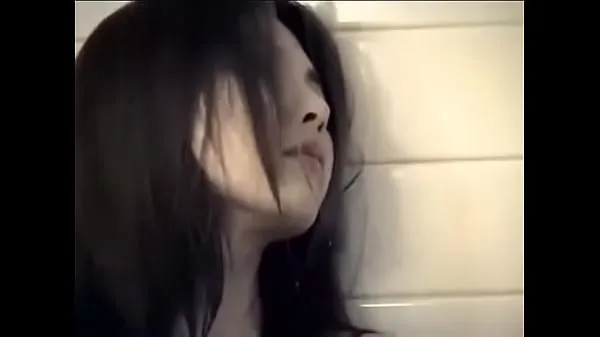 Soma Akane bathroom meghajtó klip megjelenítése