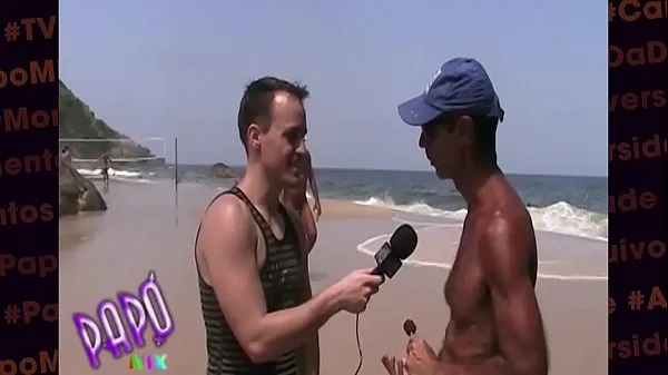 显示PapoMix at Abricó Nudism Beach in Rio de Janeiro驱动器剪辑