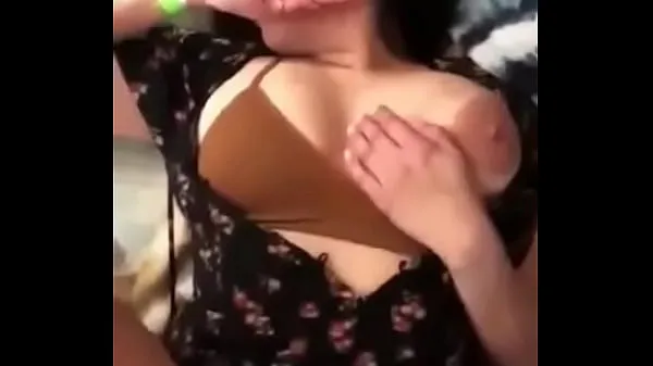 teen girl get fucked hard by her boyfriend and screams from pleasure 드라이브 클립 표시