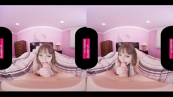 Klipleri Tantalizing Jenna Sativa plays deep inside her pussy for you in VR sürücü gösterme