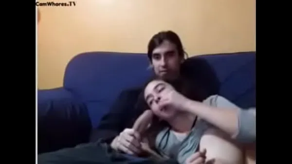 Prikaži Couple has sex on the sofa posnetke pogona
