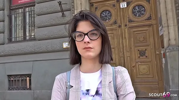 GERMAN SCOUT - Teen Sara Talk to Deep Anal Casting ड्राइव क्लिप्स दिखाएँ