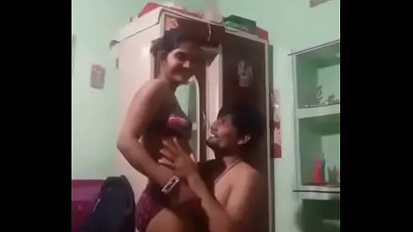 Vis Desi sexy bhabi fun with her devar after fucking watch more stasjonsklipp