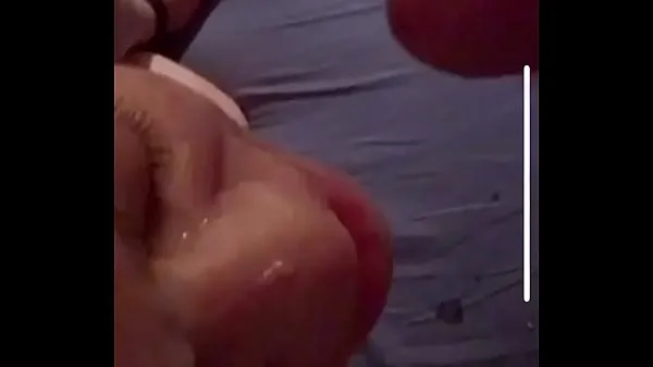 Klipleri Sloppy blowjob ends with huge facial for young slut (POV sürücü gösterme