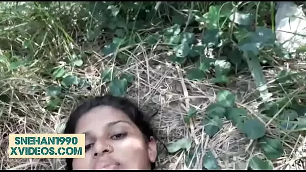 Me fucked my lover in Forest ڈرائیو کلپس دکھائیں