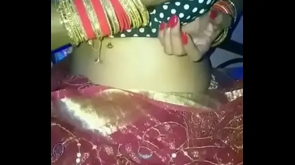Vis Newly born bride made dirty video for her husband in Hindi audio stasjonsklipp