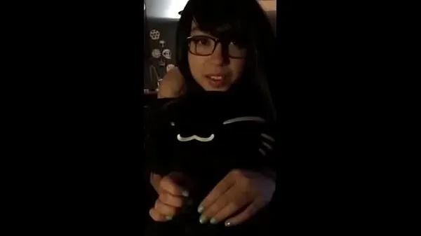 Collection: West fucks a lot of great Vietnamese girls 2 meghajtó klip megjelenítése