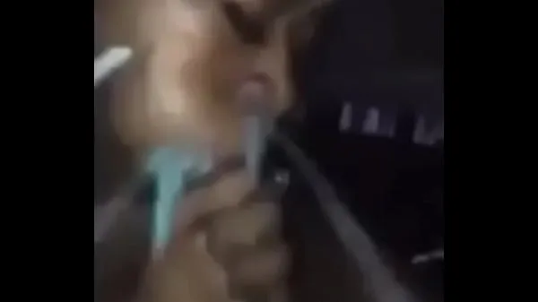 Εμφάνιση κλιπ μονάδας δίσκου Exploding the black girl's mouth with a cum