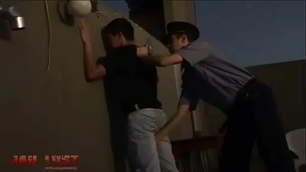 Pokaż klipy Twinky spy gets anal punishment from horny gay cop napędu