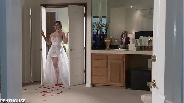 Hot bride makes her man happy meghajtó klip megjelenítése