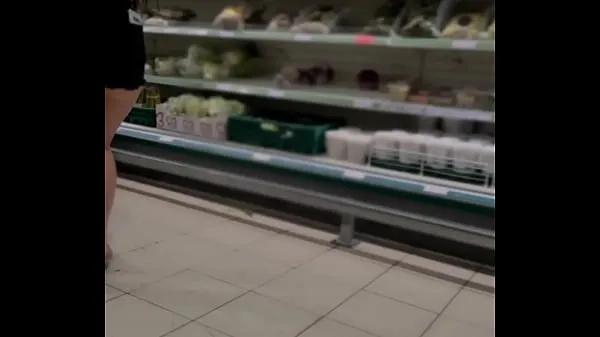 แสดง Horn films wife showing off her ass to supermarket customer Luana Kazaki คลิปการขับเคลื่อน