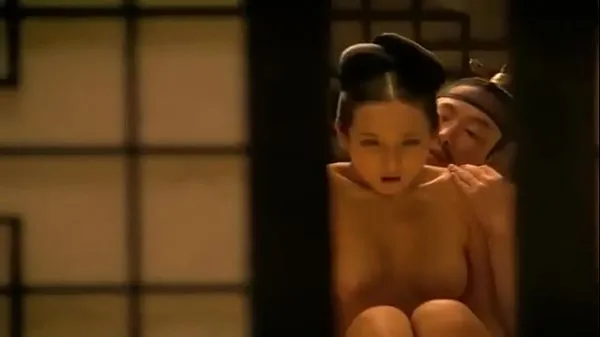 Prikaži The Concubine (2012) - Korean Hot Movie Sex Scene 2 posnetke pogona