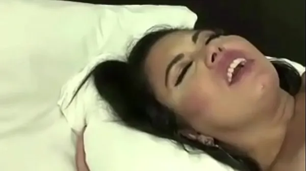 Zobrazit klipy z disku Pakistani Actress SHEEZA BUTT Blue Film 1