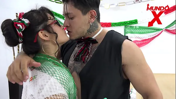 MEXICAN PORN NIGHT meghajtó klip megjelenítése