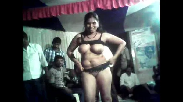 แสดง Telugu aunty sex dance in road คลิปการขับเคลื่อน