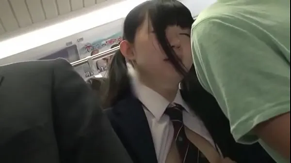 Показать клипы Микс из горячих юных японских школьниц, подвергшихся жестокому обращению диска