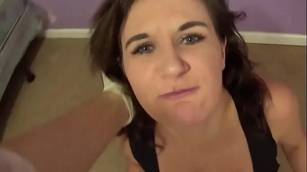rude bitch housewife gets facefucked by robber meghajtó klip megjelenítése