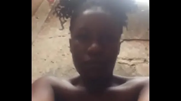 Ruth Uganda squirt meghajtó klip megjelenítése