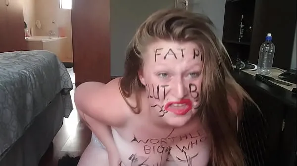 Prikaži Big fat worthless pig degrading herself | body writing |hair pulling | self slapping posnetke pogona