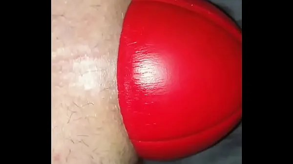 Vis Huge 12 cm wide Football in my Stretched Ass, watch it slide out up close drev Clips