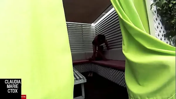 Pokaż klipy My cousin fucking. Couple caught getting oral sex in a corner napędu