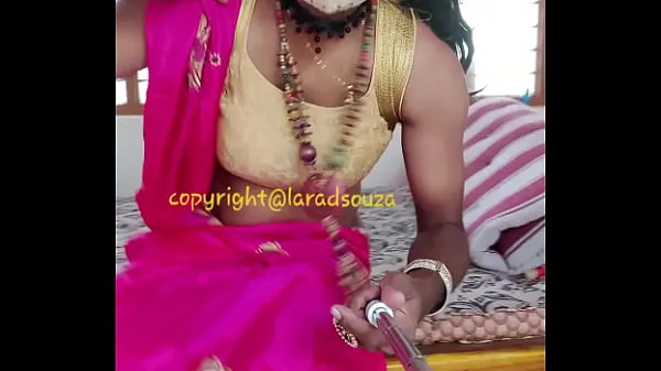 Toon Indian crossdresser Lara D'Souza sexy video in saree 2 drive Clips