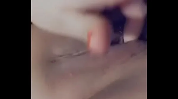 Prikaži my ex-girlfriend sent me a video of her masturbating posnetke pogona