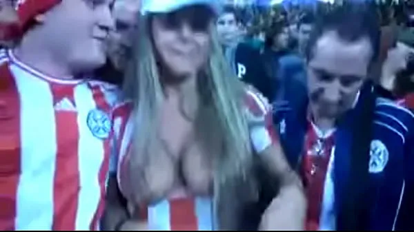 Näytä Terrible whore and busty Paraguayan on the court ajoleikettä