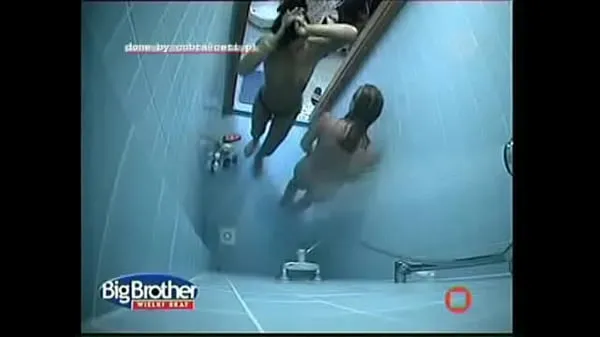 Vis Big Brother Poland Shower With Several Beautiful Polish Girls drev Clips