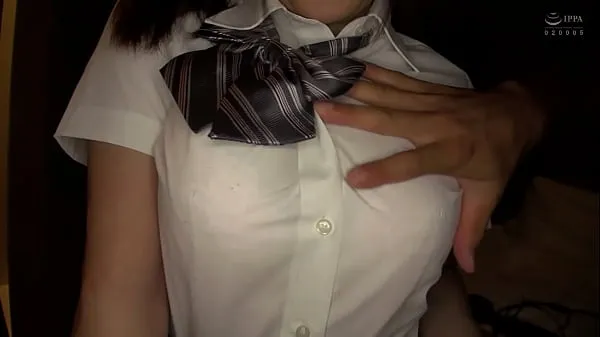 Tampilkan Naughty sex with a 18yo woman with huge breasts. Shake the boobs of the H cup greatly and have sex. Fingering squirting. A piston in a wet pussy. Japanese amateur teen porn drive Klip